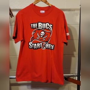 Vintage Tampa Bay Bucanneers "The Bucc Starts Here" 90s shirt
